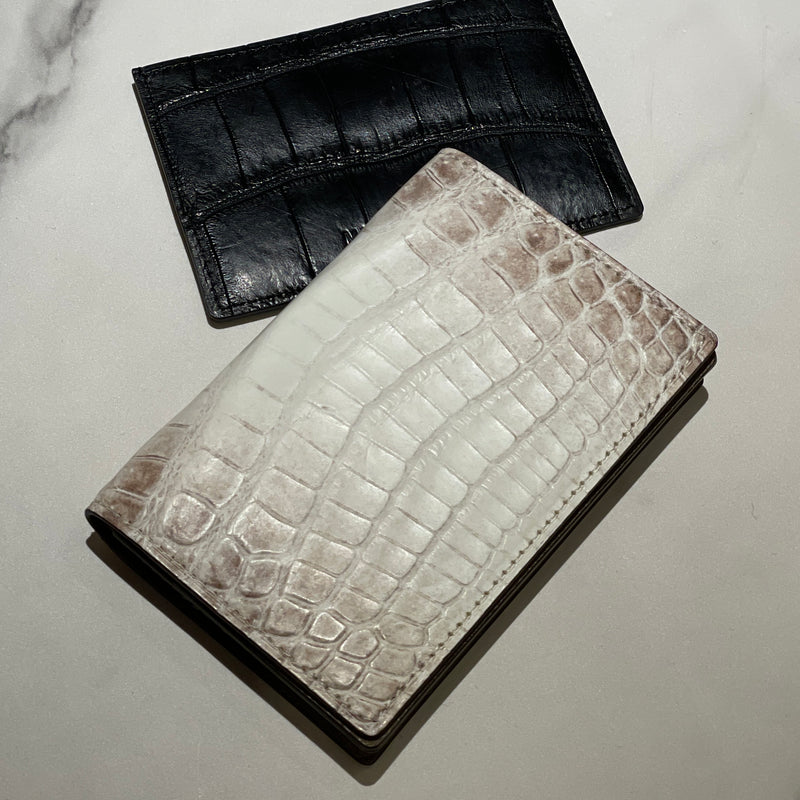 Ai dyed crocodile] Through gachi card case – BROOKLYN MUSEUM