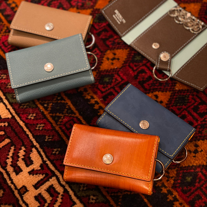 [French calf] <br>key case<br>color: Tope