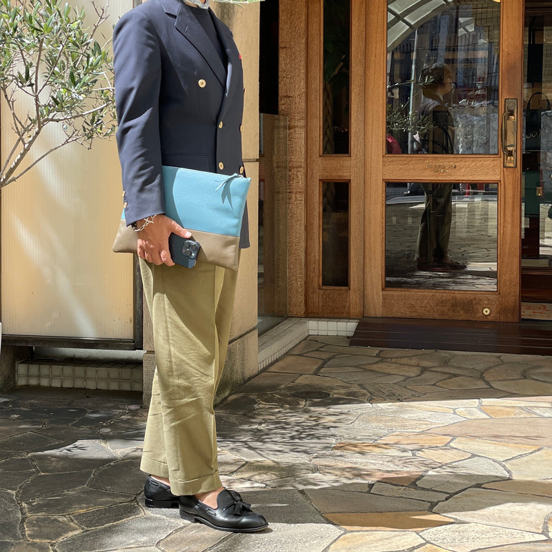 [French calf] <br>Combination clutch bag<br>color: Aqua Blue x Tope