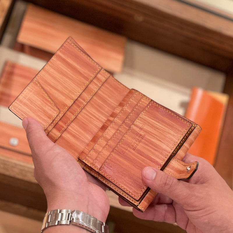 [Persimmon astringent dyeing]<br>Hook -up wallet