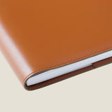 [BOXカーフ] <br>16×19.2手帳カバー<br>color：キャメル