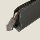 [French calf]<br>Zipper pen case<br>color: Dark brown<br>[Scheduled to be in stock in mid -December]