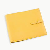 [フレンチカーフ] <br>16×19.2手帳カバー<br>color：イエロー<br>【ご予約受付中：お届け目安３ヶ月程】 背景統一