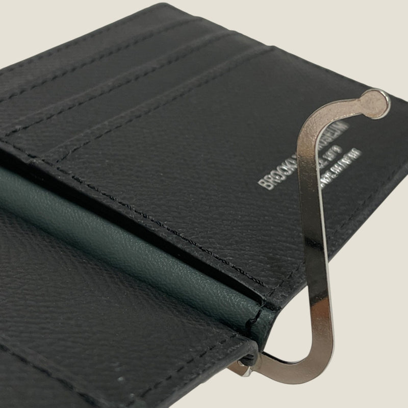 [French calf] <br>Building clip<br>color: Black