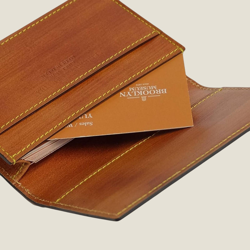 [Persimmon astringent dyeing] <br>Through gachi card case