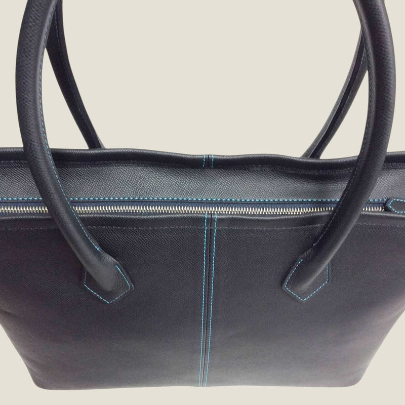 [フレンチカーフ] <br>ロワイヤルMトートバッグ<br>color：ネイビー×ターコイズステッチ×内装レッド