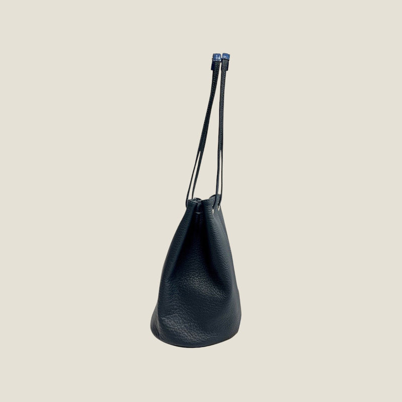 [Tryon Lagoon x Crocodile]<br>Drawstring bag<br>color: Navy