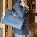 [Shrink leather]<br>Voyage L bag<br>color: navy