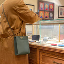 [フレンチカーフ]<br>ボックスサコッシュL<br>color：ジーンブルー