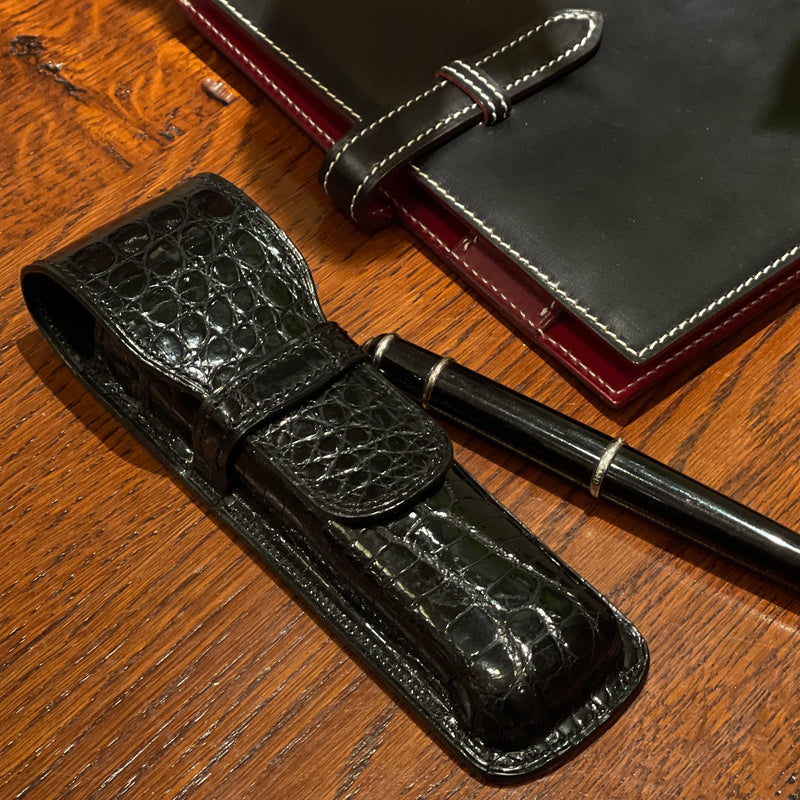 カラークロコダイル] 2本ペンケースcolor：ブラック – BROOKLYN MUSEUM