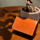 [Persimmon astringent dyeing] <br>Through gachi card case