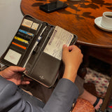 [French calf] <br>passport case<br>color: taupe<br>[Made to order]