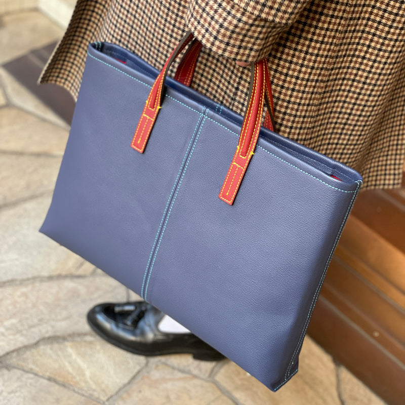 [フレンチカーフ] <br>ベルシー トートバッグ<br>color：インクブルー×レッド