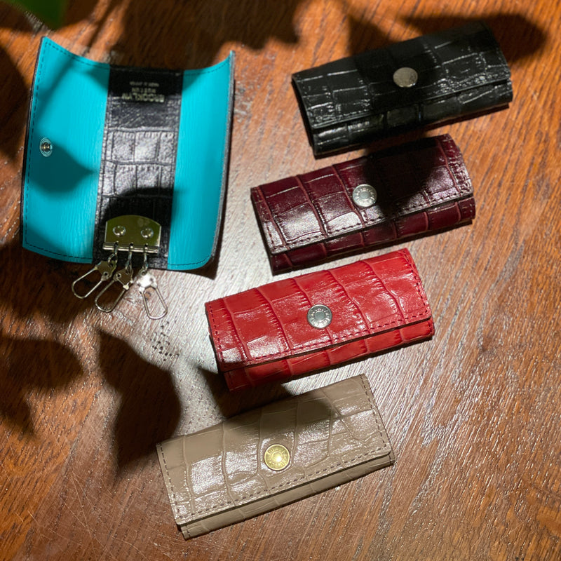 [クロコパターンレザー] <br>三連キーケース<br>color：カーキ