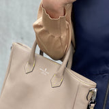 [Taurillon Lagoon]<br>parnet tote bag<br>color: taupe