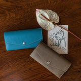 [French calf] <br>flap long wallet<br>color: taupe