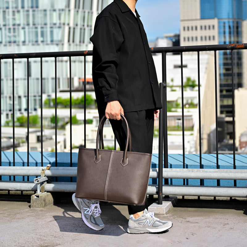 [French calf] <br>Royal tote bag<br>color: Dark brown