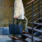 [French calf] <br>Royal M tote bag<br>Color: Navy x Turquoise stitch x Interior red<br>[Scheduled to arrive in early August]