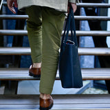 [French calf] <br>Royal M tote bag<br>Color: Navy x Turquoise stitch x Interior red<br>[Scheduled to arrive in early August]