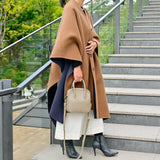 [Shrink leather]<br>postman mini shoulder<br>color: taupe