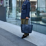 [Shrink leather]<br>tuti tote bag<br>color: navy