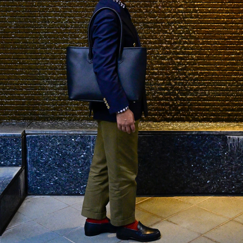 [French calf] <br>Medium tote bag<br>Color: All Navy