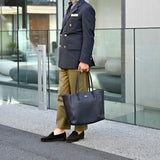 [Shrink leather]<br>tuti tote bag<br>color: navy