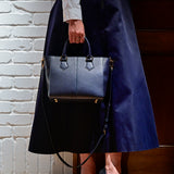 [Shrink leather]<br>Athena shoulder bag<br>color: navy