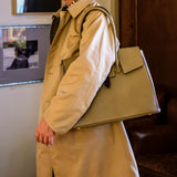 [Shrink leather x croco pattern leather]<br>Voyage L bag<br>color: taupe