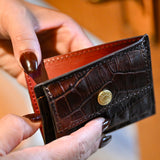 [Croc pattern leather] <br>mini snap wallet<br>color: dark brown