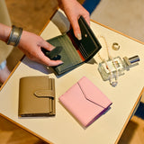 [French calf] <br>hookup wallet<br>color: taupe