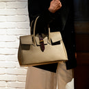 [Shrink leather]<br>Voyage M bag<br>color: Tope