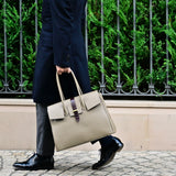 [Shrink leather x croco pattern leather]<br>Voyage L bag<br>color: taupe