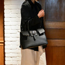 [Shrink leather]<br>Voyage M bag<br>color: Black