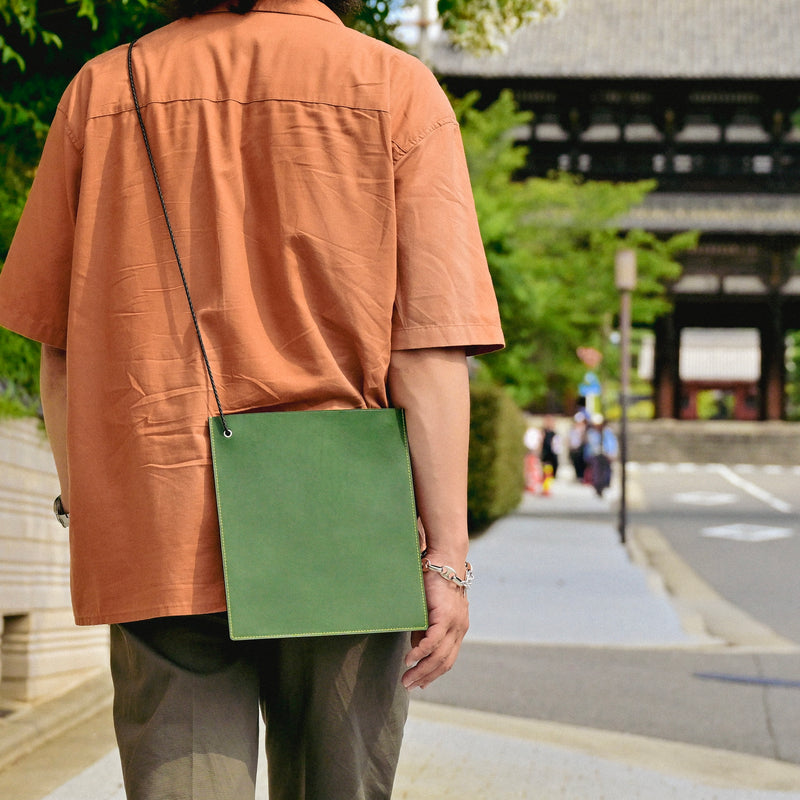 [BROOKLYN MUSEUM × NINNAJI]<br>参拝マルチサコッシュ<br>color：ヤマト グリーン