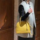 [シュリンクレザー] <br>ラウンドショルダー<br>color：マスタードイエロー