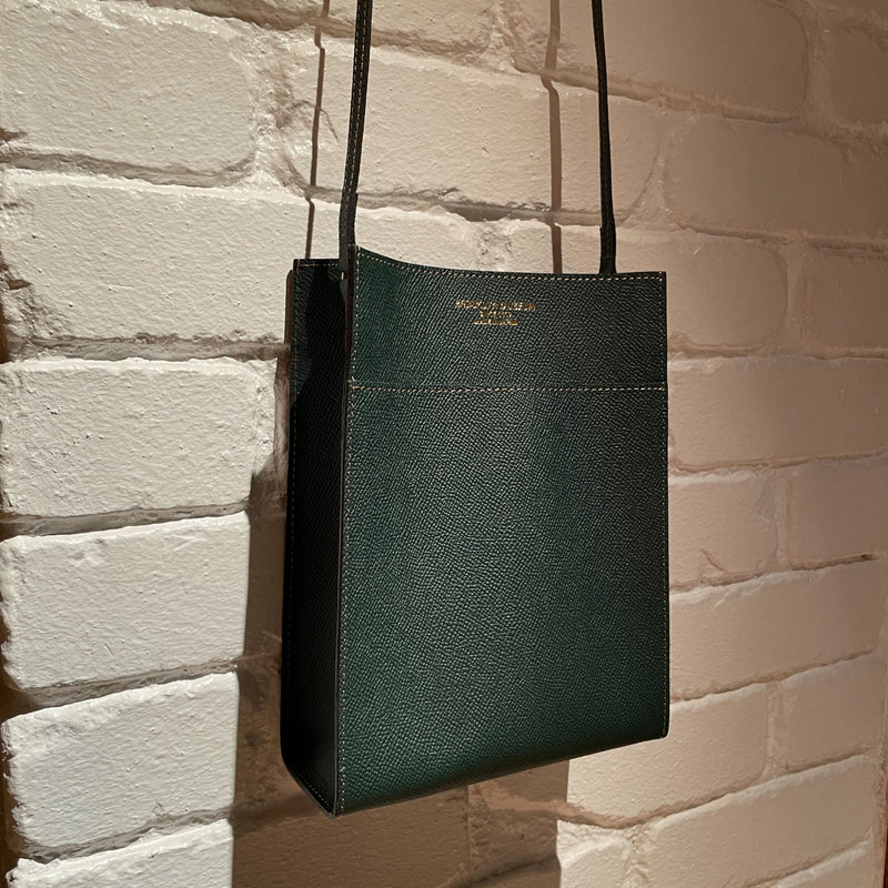 [フレンチカーフ]<br>ボックスサコッシュL<br>color：ダークグリーン