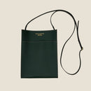 [フレンチカーフ]<br>ボックスサコッシュL<br>color：ダークグリーン