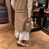 [Shrink leather]<br>postman mini shoulder<br>color: taupe