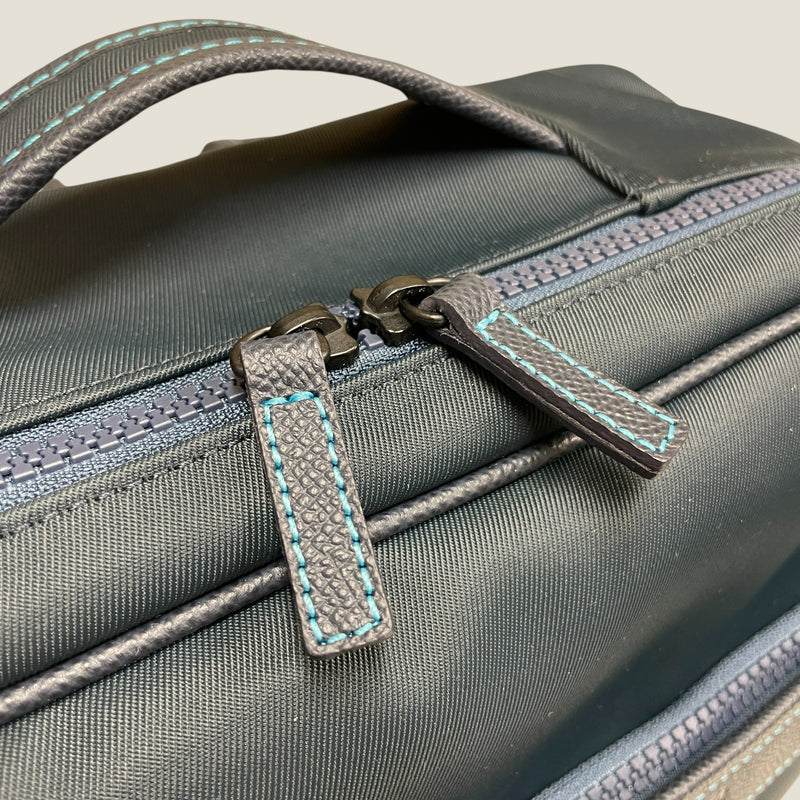 [Rich French] <br>Backpack<br>color: Navy<br>[Scheduled to be in stock in mid -December]