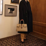 [Shrink leather x croco pattern leather]<br>Voyage M bag<br>color: taupe
