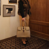 [Shrink leather x croco pattern leather]<br>Voyage L bag<br>color: taupe