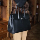 [Shrink leather x croco pattern leather]<br>Voyage L bag<br>color: black