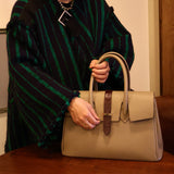 [Shrink leather x croco pattern leather]<br>Voyage M bag<br>color: taupe