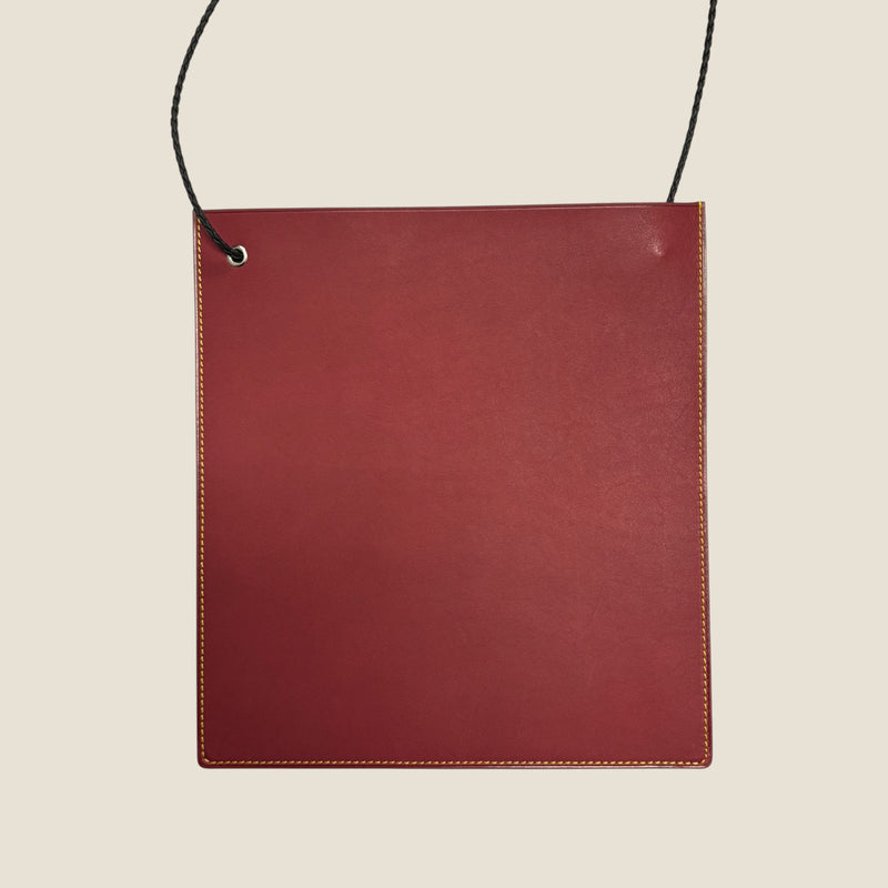 [BROOKLYN MUSEUM × NINNAJI]<br>参拝マルチサコッシュ<br>color：ヤマト ボルドー