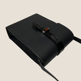 [Taurillon Lagoon x Crocodile]<br>voyage shoulder<br>color: black