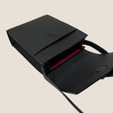 [Taurillon Lagoon x Crocodile]<br>voyage shoulder<br>color: black