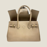 [Shrink leather x croco pattern leather]<br>Voyage M bag<br>color: taupe