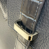 [Shrink leather x croco pattern leather]<br>Voyage M bag<br>color: navy