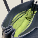 [Shrink leather x croco pattern leather]<br>Voyage L bag<br>color: navy